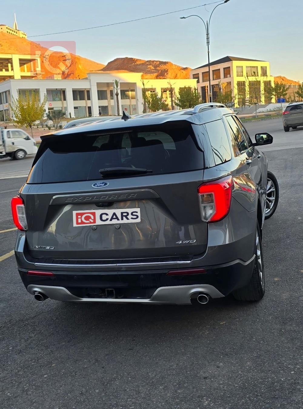 Ford Explorer